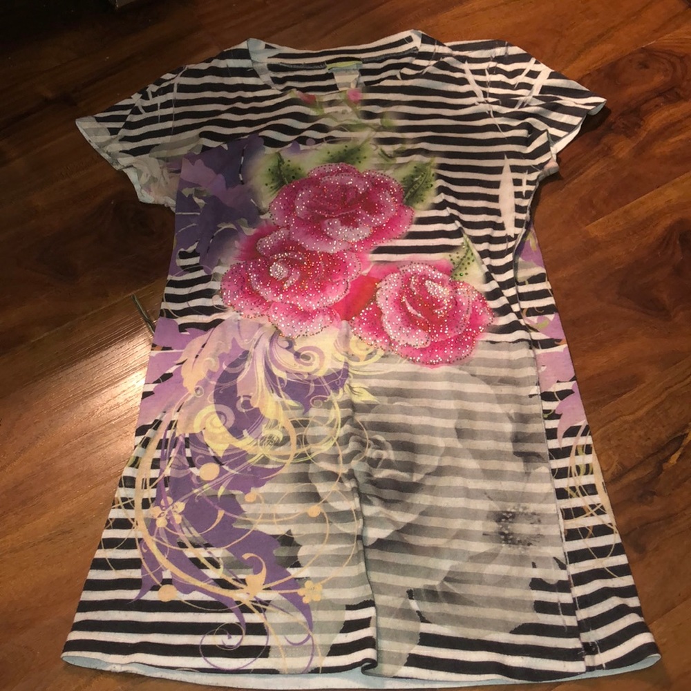 Striped shirt with pink flowers